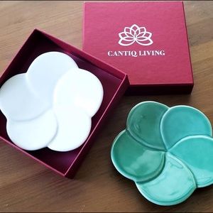 🌸 Small, Ceramic, Frangipani dish 🌸